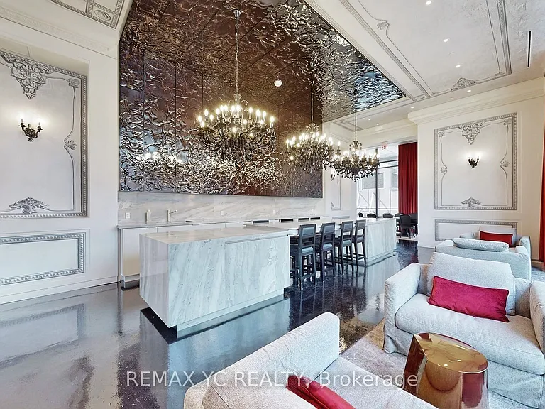 197 Yonge St #4404 — Photo 26