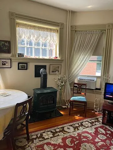 1 bed, $1,275 — Photo 2