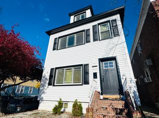 123-01 6th Ave #1, College Pt, NY 11356