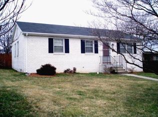 929 Dogwood Cir, Waynesboro, VA 22980