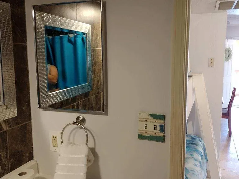 111 E Gardenia St #301 — Photo 7