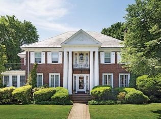 11 Mandalay Rd, Newton, MA 02459