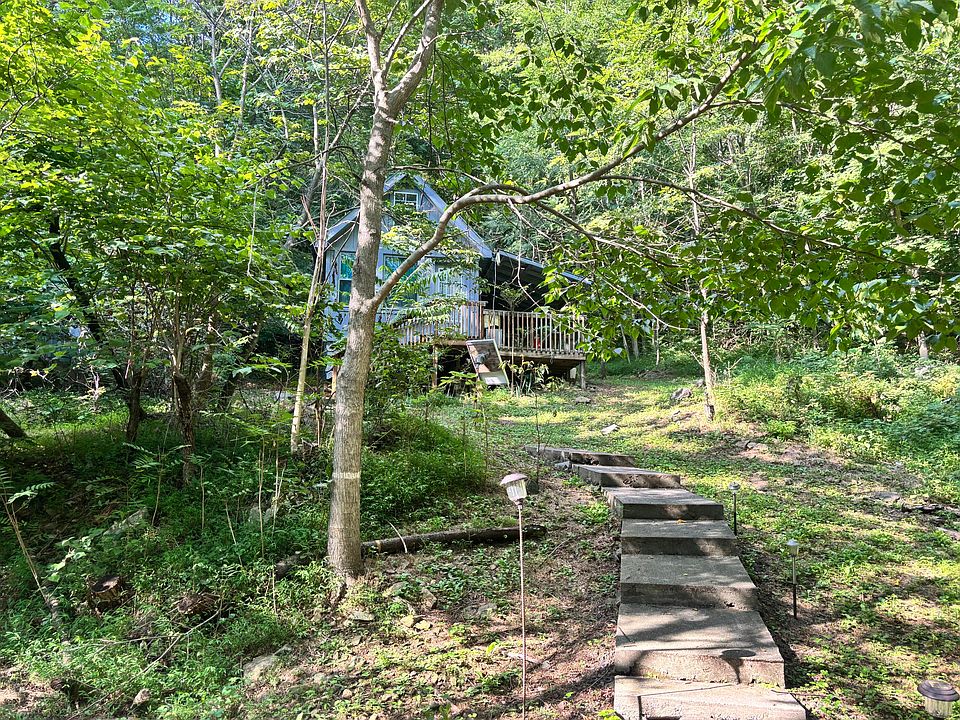16th image of 2555 Shooting Creek Rd