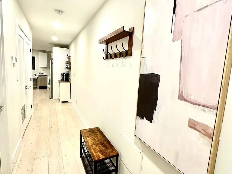2556 University Pl NW #301 — Photo 4
