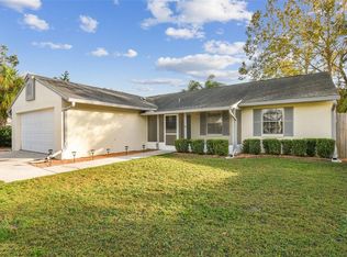 17626 Whistling Ln, Lutz, FL 33549