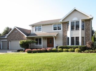 1202 Devonshire Ct, Middleton, WI 53562