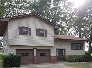 18065 E Il Highway 142, Opdyke, IL 62872