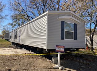 788 SE Ridgeview Dr, Topeka, KS 66609