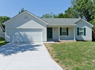 748 Woodland Ridge Dr, Saint Peters, MO 63376