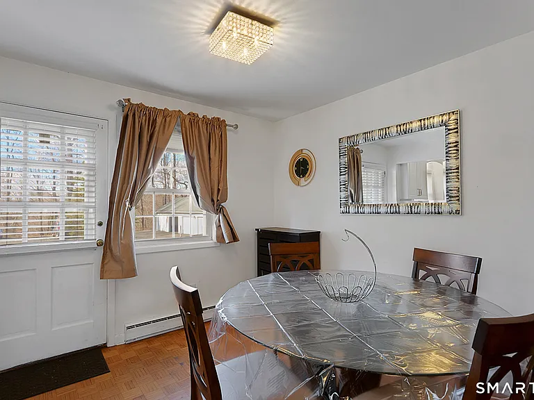 44 Garden St #7 — Photo 8