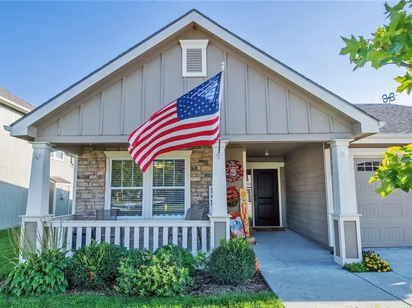 1005 W 30th St, Lawrence, KS 66046