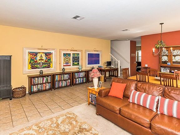 4th image of 40530 Carly Ct