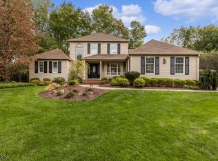 9 Strawberry Ln, Morristown, NJ 07960