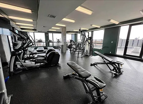 Rented by ERNY LLC | media 19