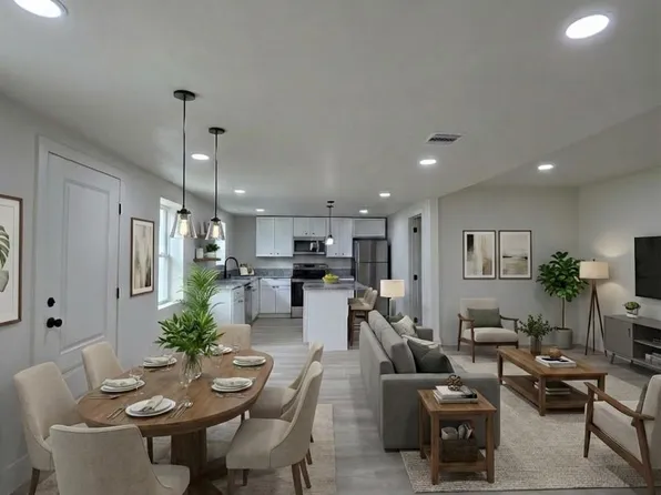 4607 Englewood St, Houston, TX 77026