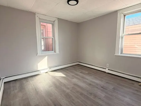 134 E Jersey St, Elizabethport, NJ