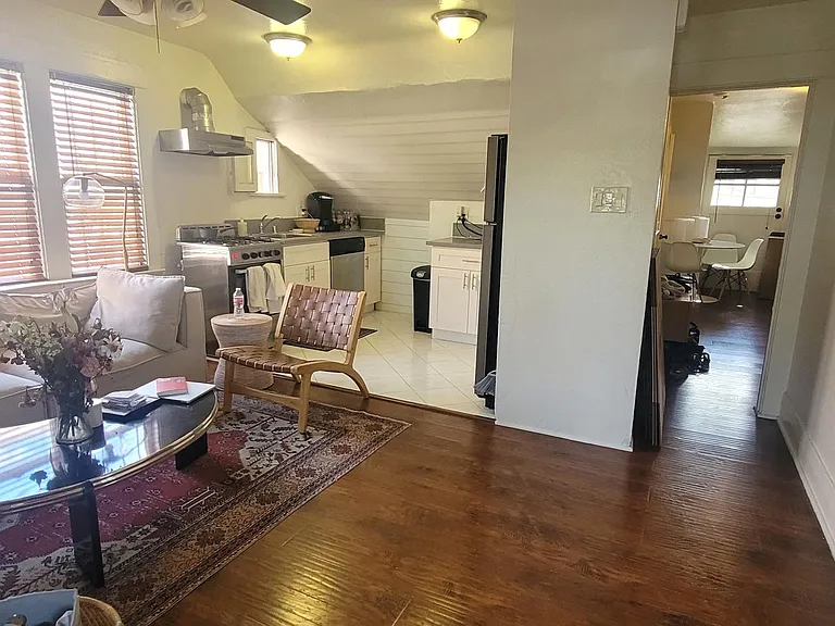 5826 Willoughby Ave #3 — Photo 18