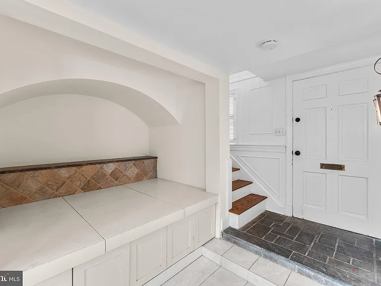 3341 Dent Pl NW — Photo 12