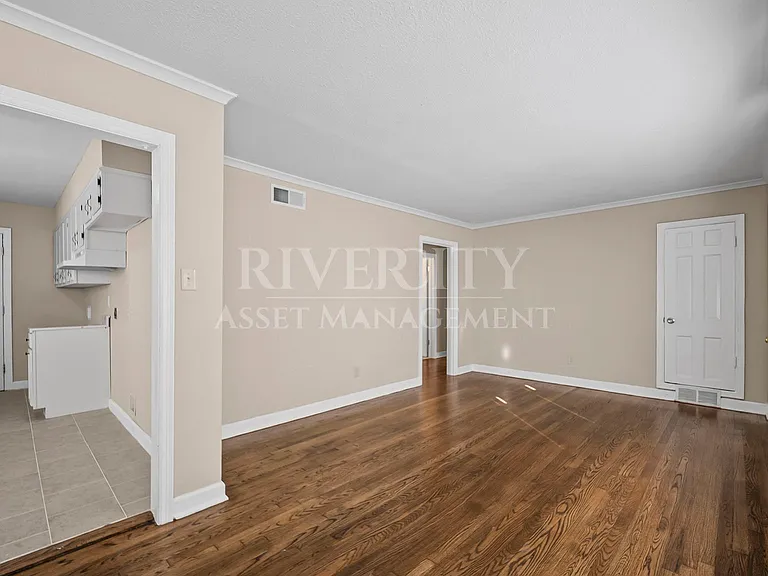 1290 Dellwood Ave — Photo 14