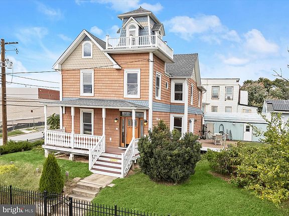 2nd image of 4200 Ashland Ave