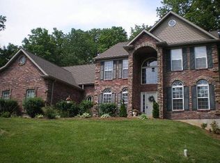 19273 White Oak Valley Rd, Chesterfield, MO 63005