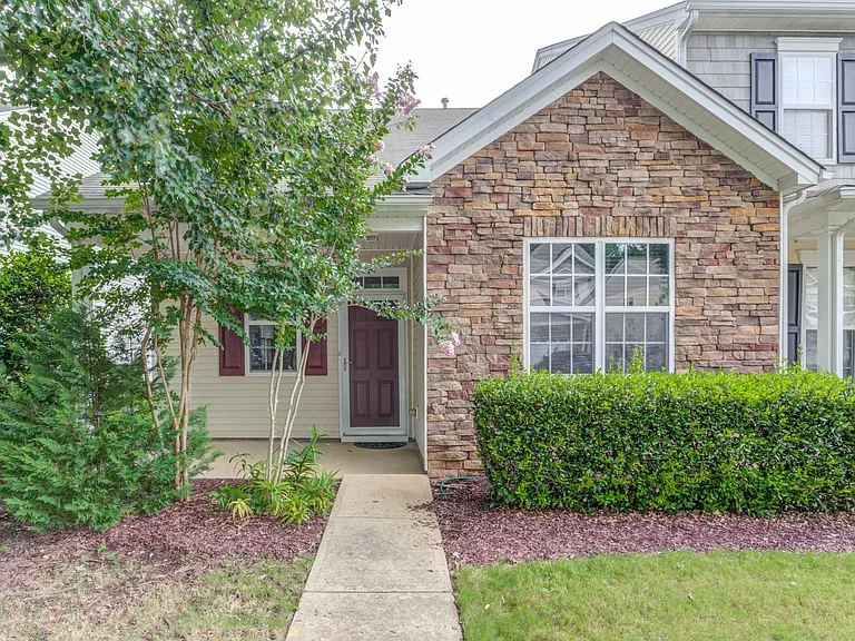 8221 Belneath Ct — Photo 3