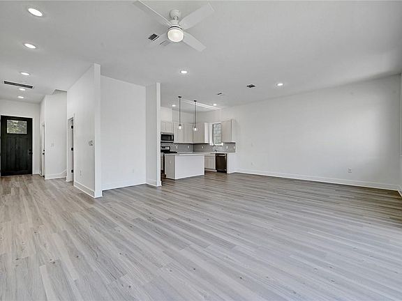 3rd image of 2305 Century Tree Cv