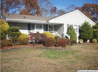 216 Walnut Dr, Lanoka Harbor, NJ 08734