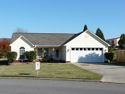 1st image of 2008 N Hills Blvd