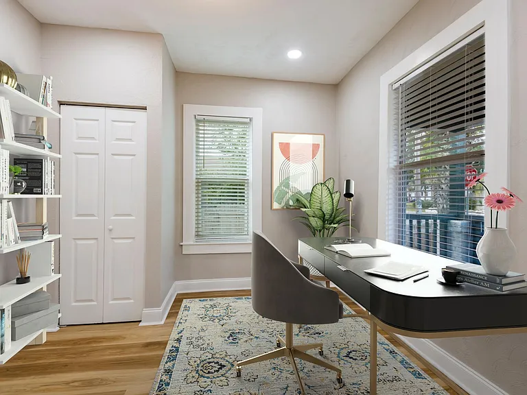 2701 E Columbus Dr — Photo 11