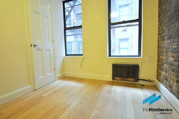 Rented by FirstService Realty (legacy) | media 12