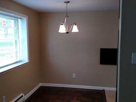 2nd image of 5910 Carrollton Ave APT 9