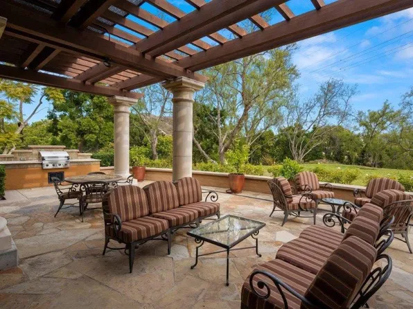 2683 Piantino Cir, San Diego, CA 92108