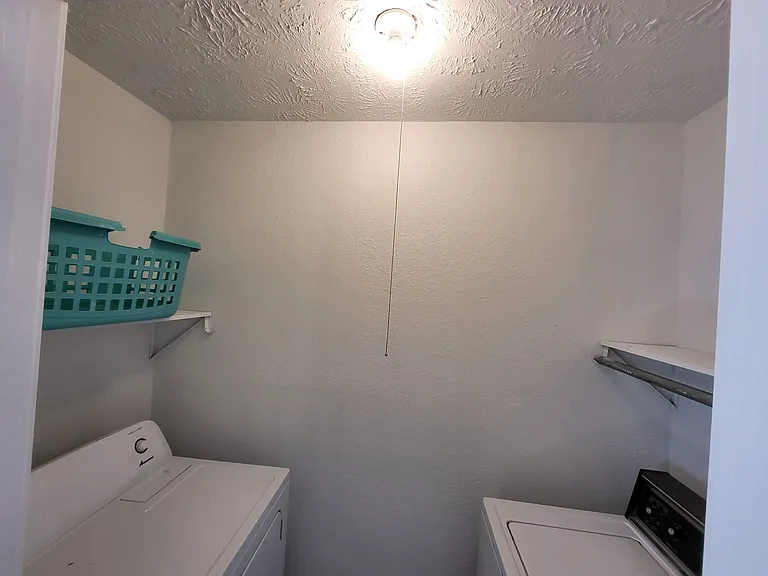 4150 Crow Rd #17 — Photo 9