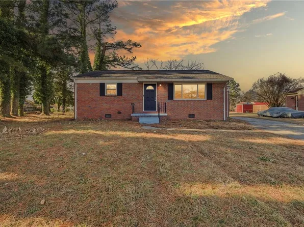 1010 Truman Rd, Suffolk, VA 23434