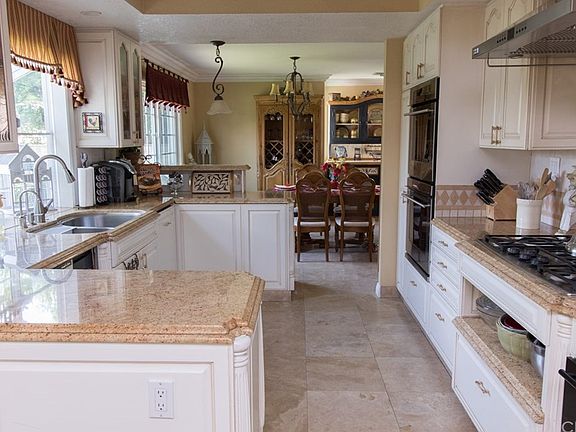 5th image of 308 E Dunbarton Pl