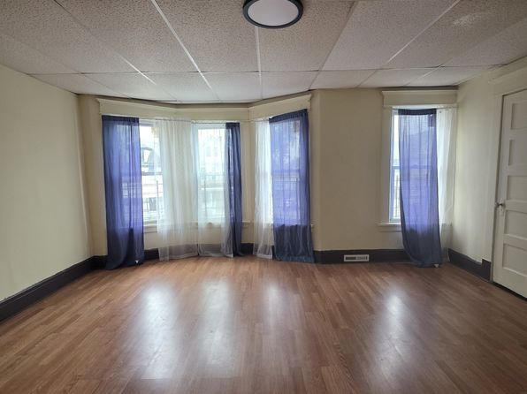 1134 E Delavan Ave APT 2