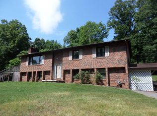 107 Skyland Ln, Powell, TN 37849