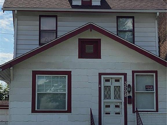 3rd image of 3598 W 104th St