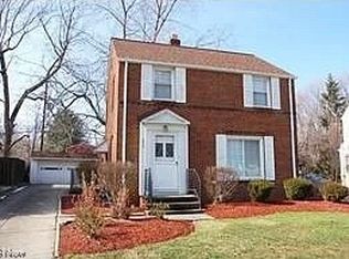 1370 Winston Rd, South Euclid, OH 44121