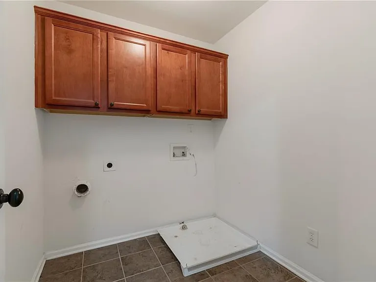 4262 Winslow Hill Ct — Photo 25