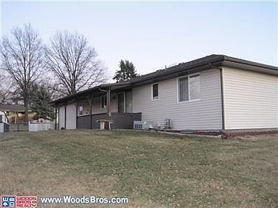2nd image of 1020 E 15th St