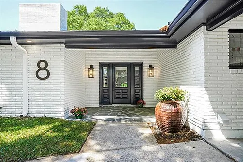 8 Park Island Dr Photo 1