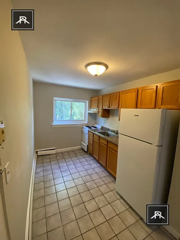 2 bed, 1.0 bath, $3,100 — Photo 4