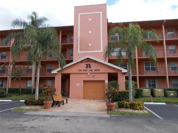 701 SW 141st Ave APT 110R, Pembroke Pines, FL 33027