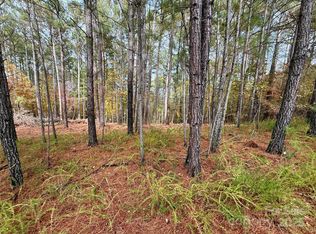 5220 Port Ln #208, Granite Falls, NC 28630