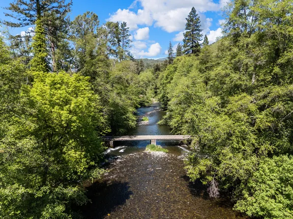 11655 Highway 238, Jacksonville, OR 97530