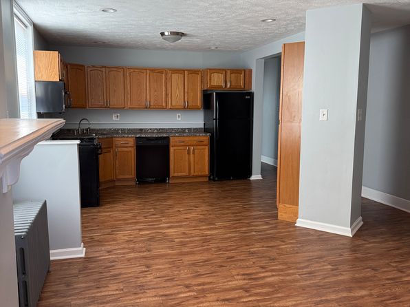 298-296 Bailey Ave