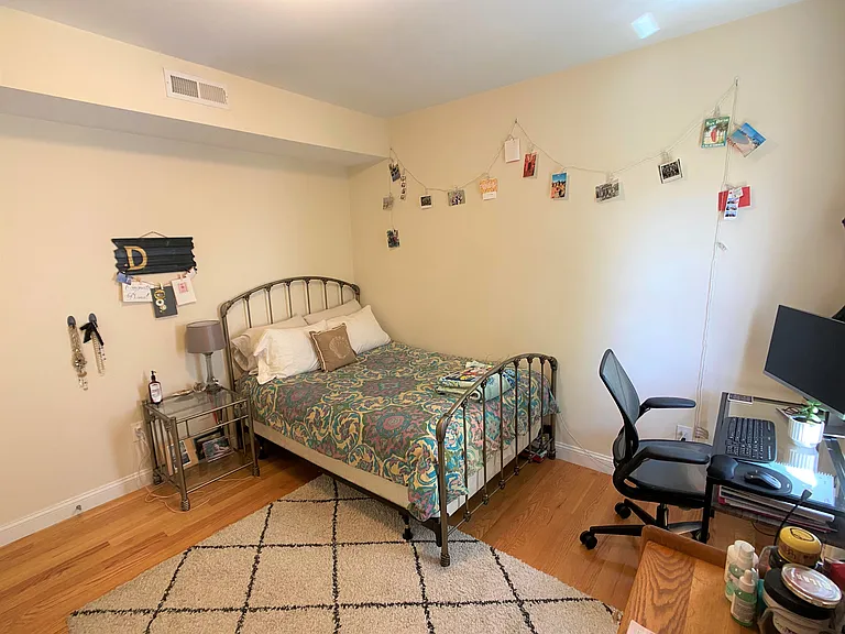 539 Main St #2 — Photo 22