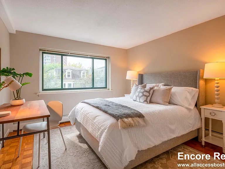 376 Harvard St #24 — Photo 9